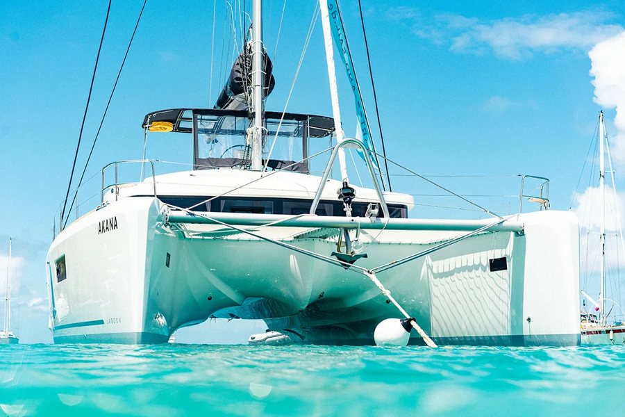 Benefits of Renting a Catamaran Yacht